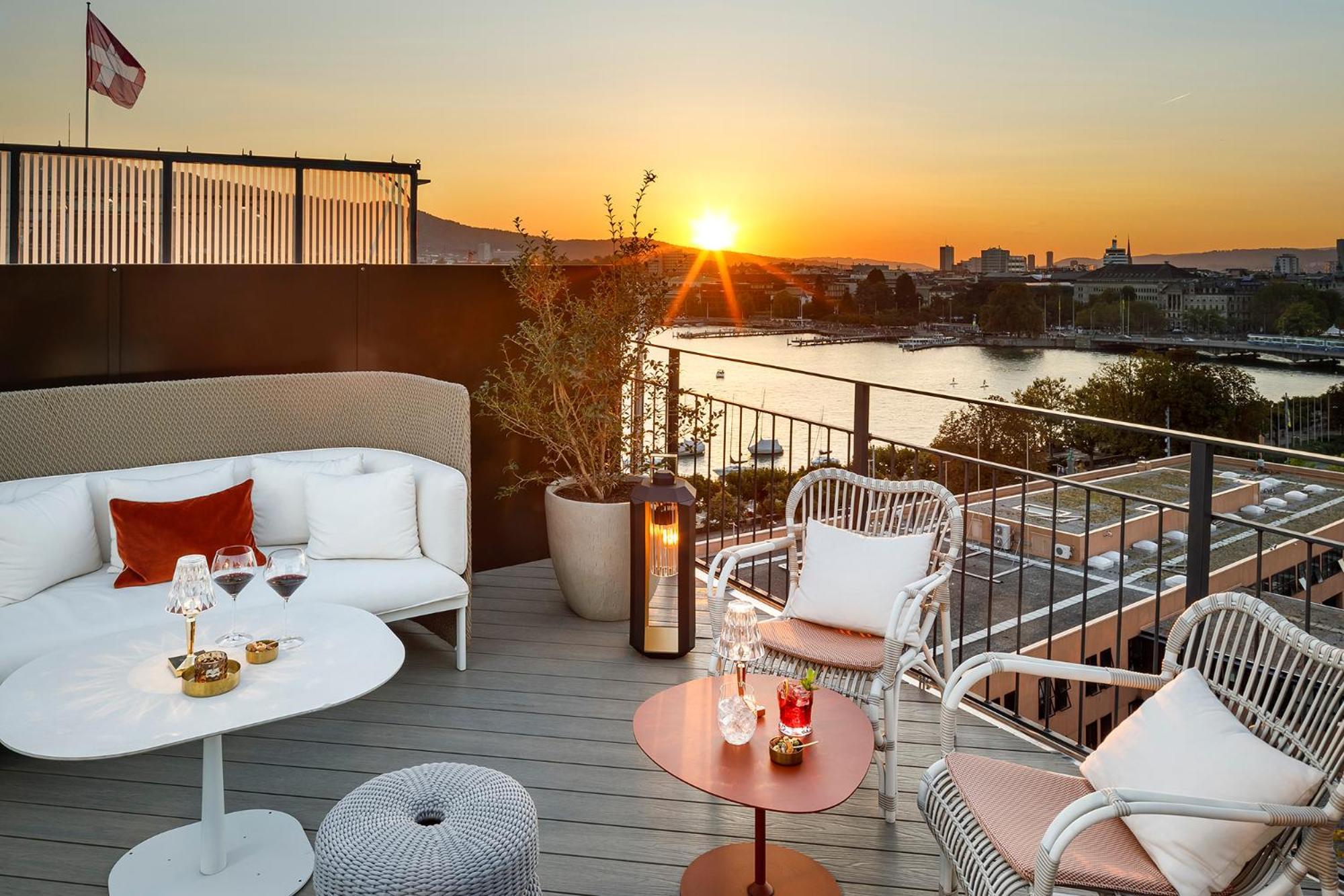 Hotel Small Luxury Ambassador